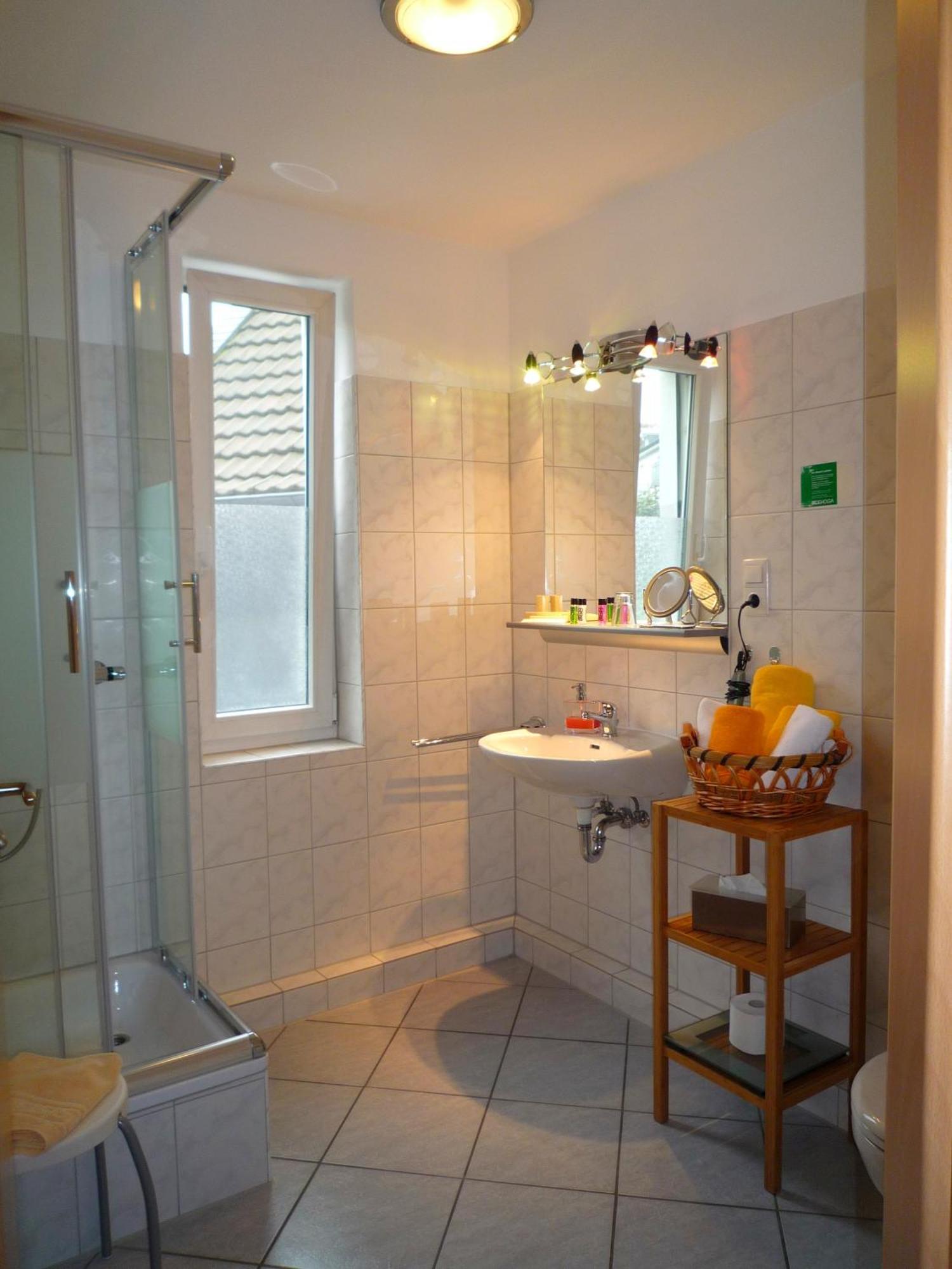 Hotel Abalone Remscheid Zimmer foto