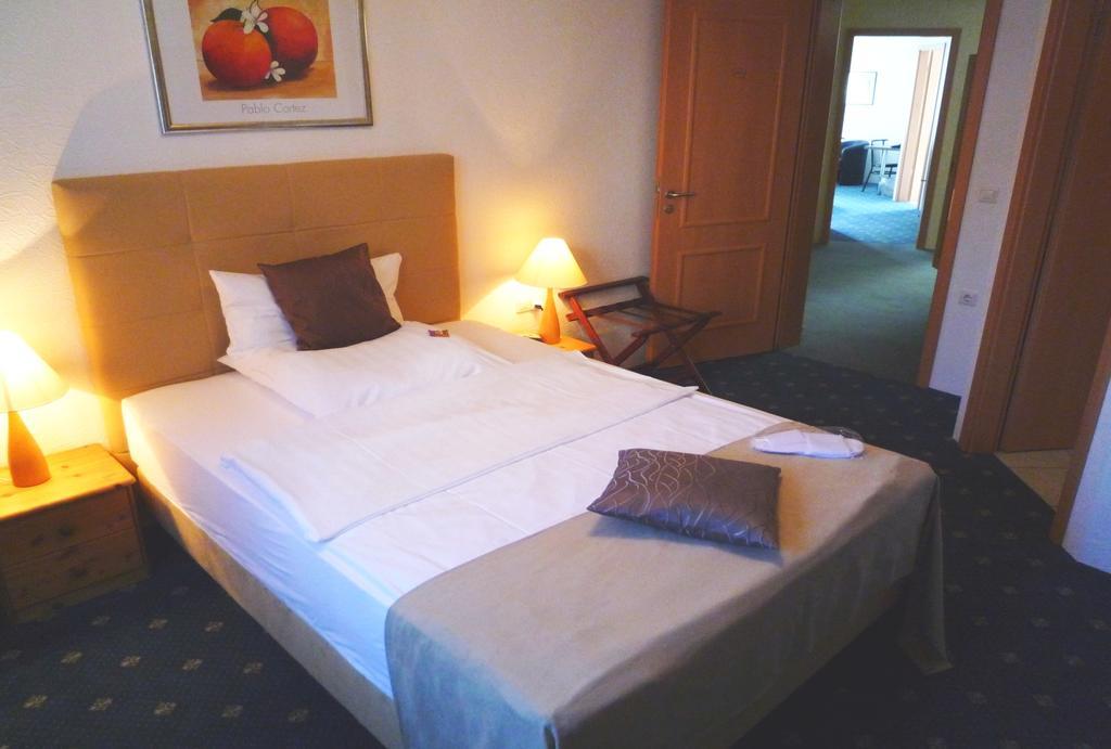 Hotel Abalone Remscheid Exterior foto